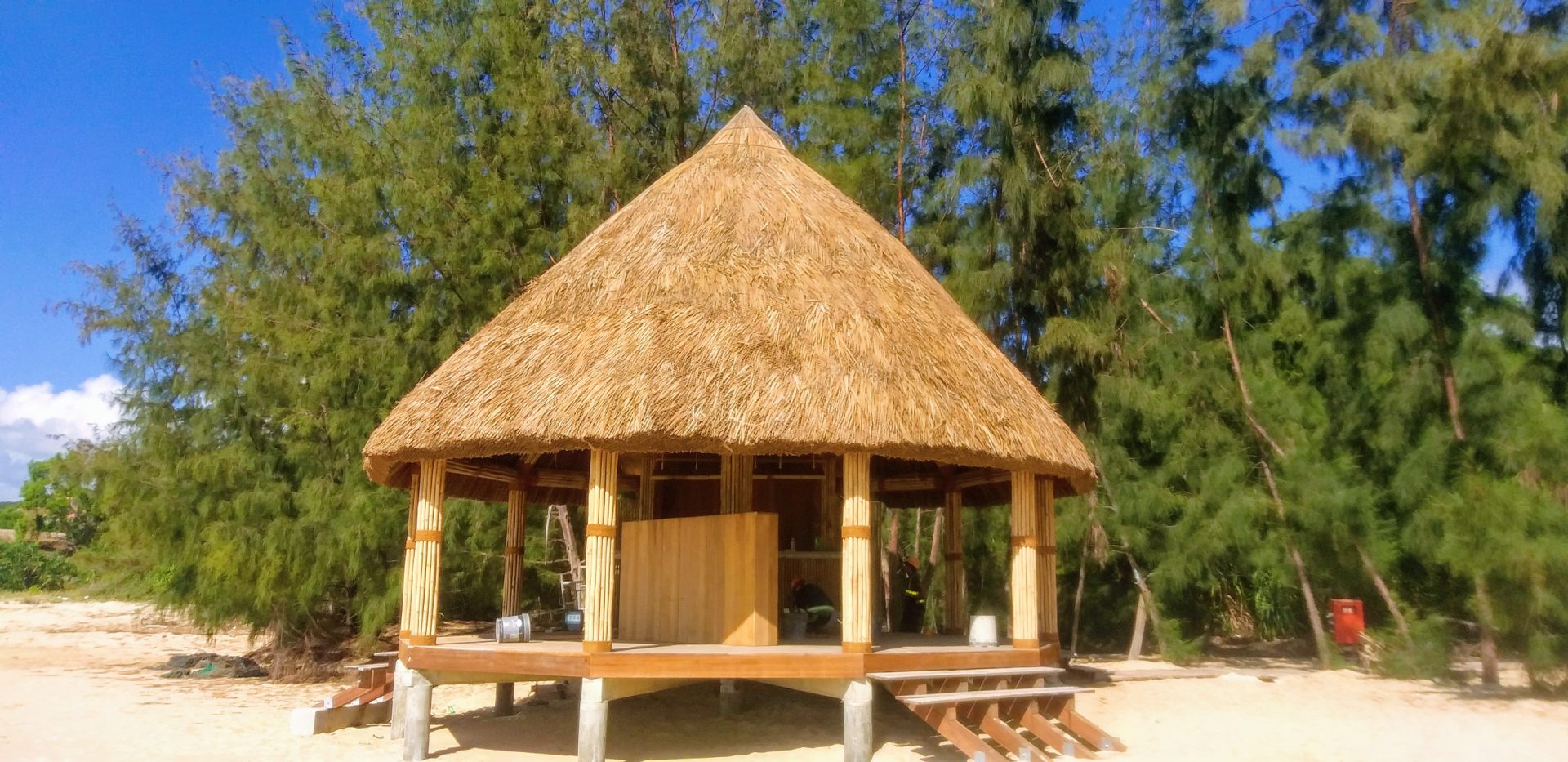Cách Xây Nhà Tre Đẹp Và Nhanh Nhất • Build bamboo house in the forest -  Part 5 - YouTube