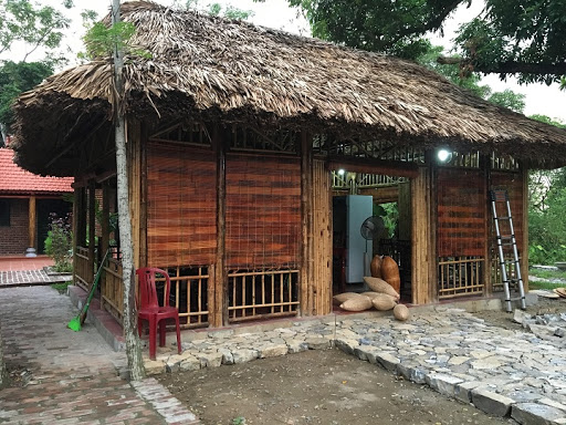Nhà mái lá dừa phong cách làng quê xưa 